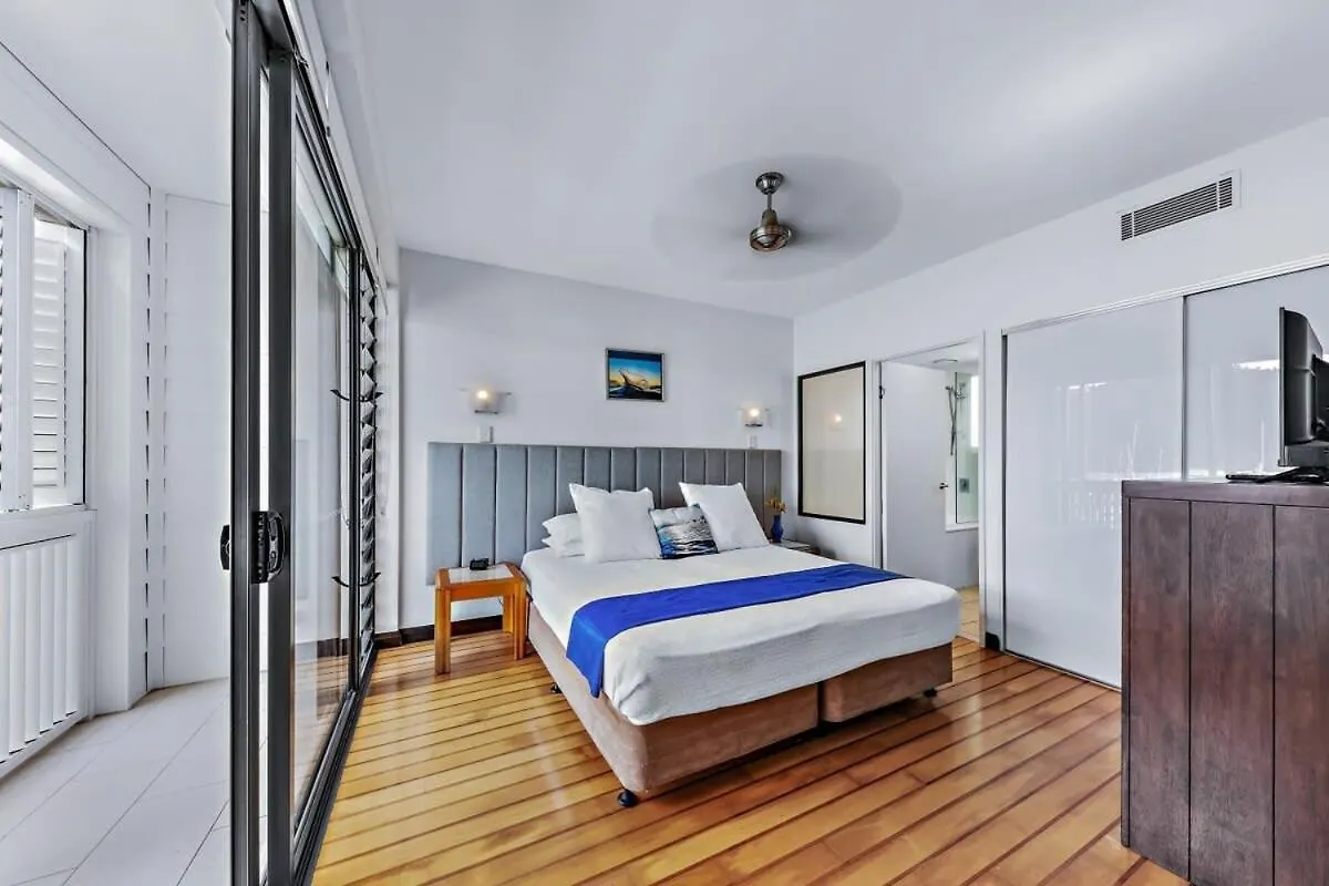 Marina Living With Views And More Airlie Beach Apartmán